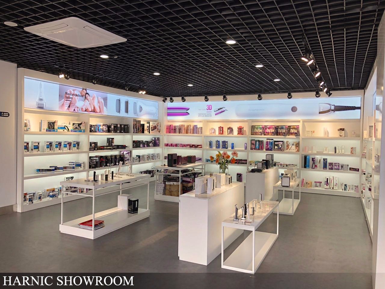 Harnic Showroom